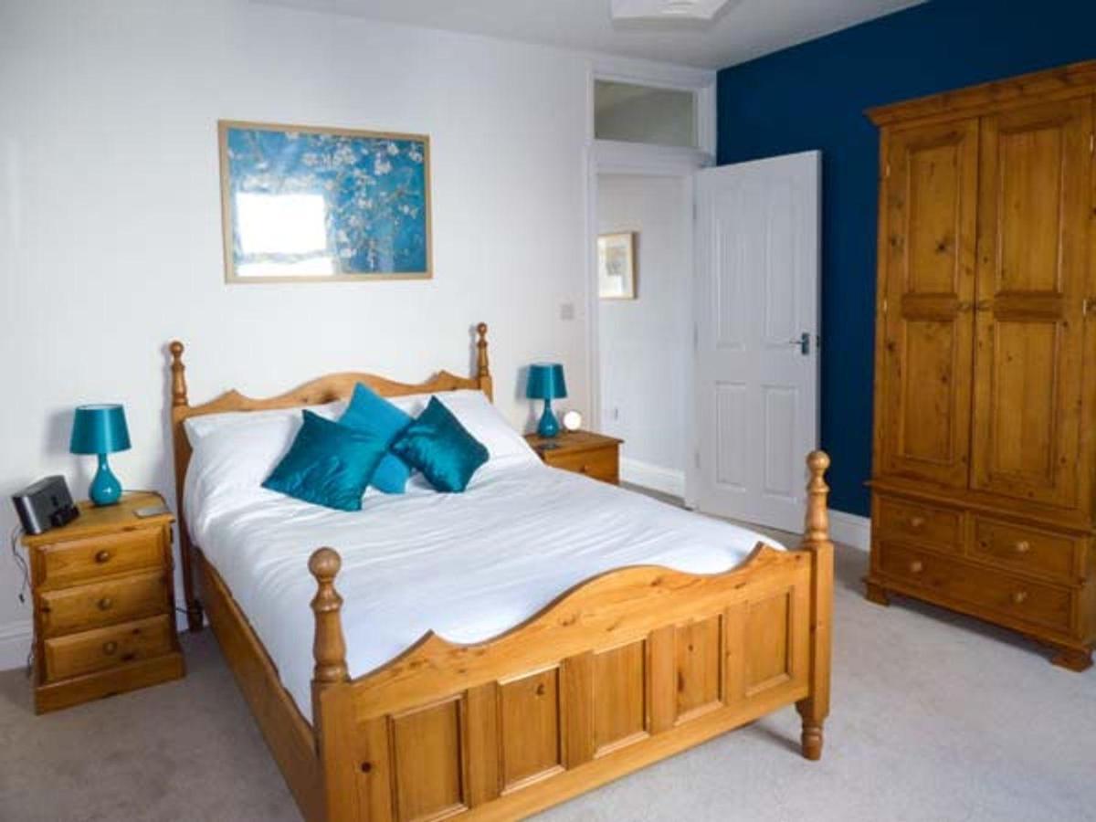 Riverview With Private Parking *